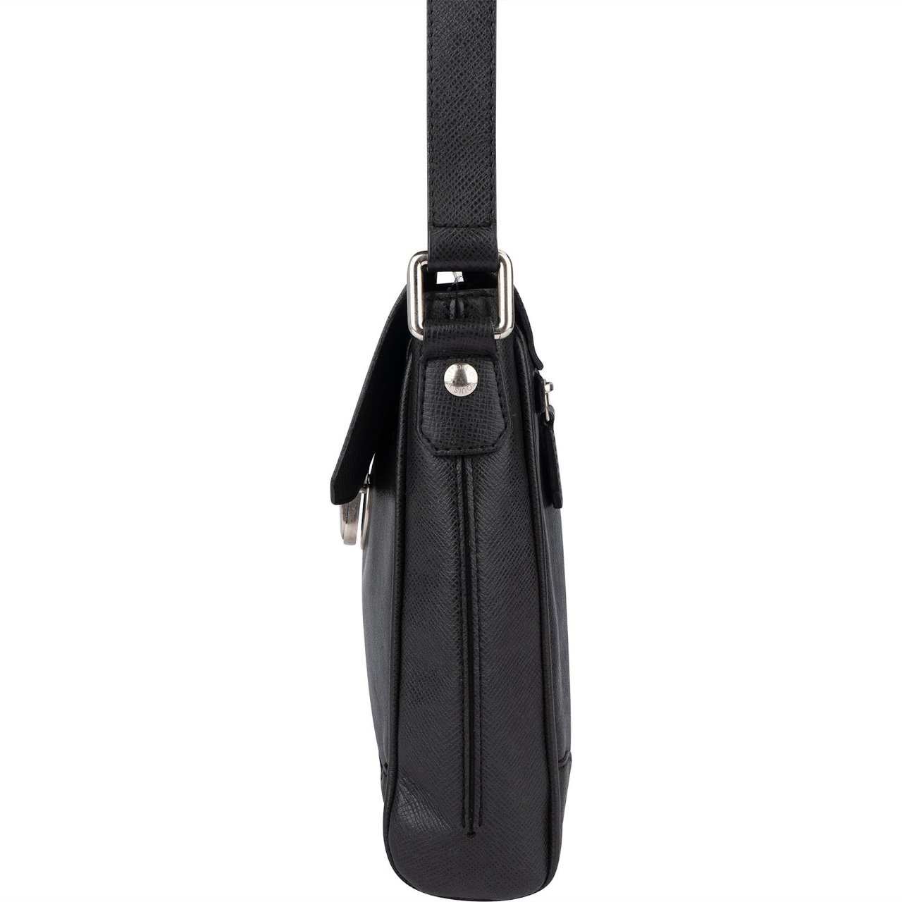 Louis Vuitton Louis Vuitton Noir Taiga Leather Luka Crossbody Bag Zwart