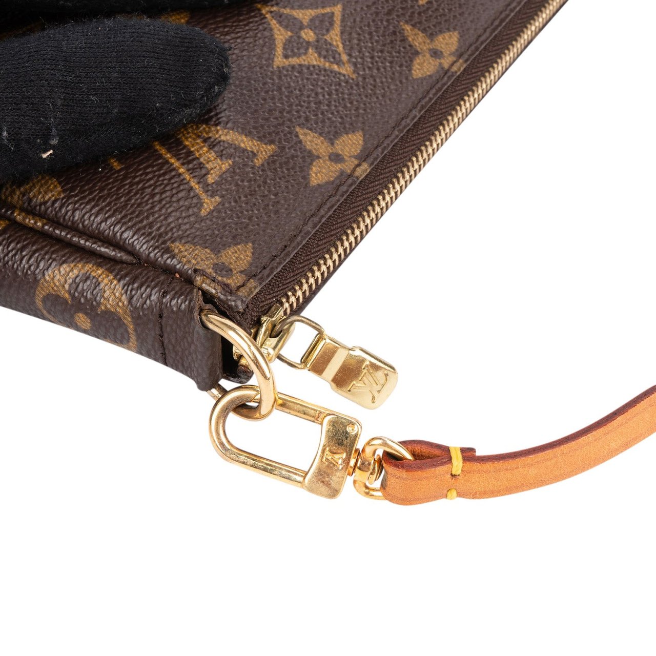 Louis Vuitton Louis Vuitton Monogram Canvas Pochette Accessoires Handbag Bruin