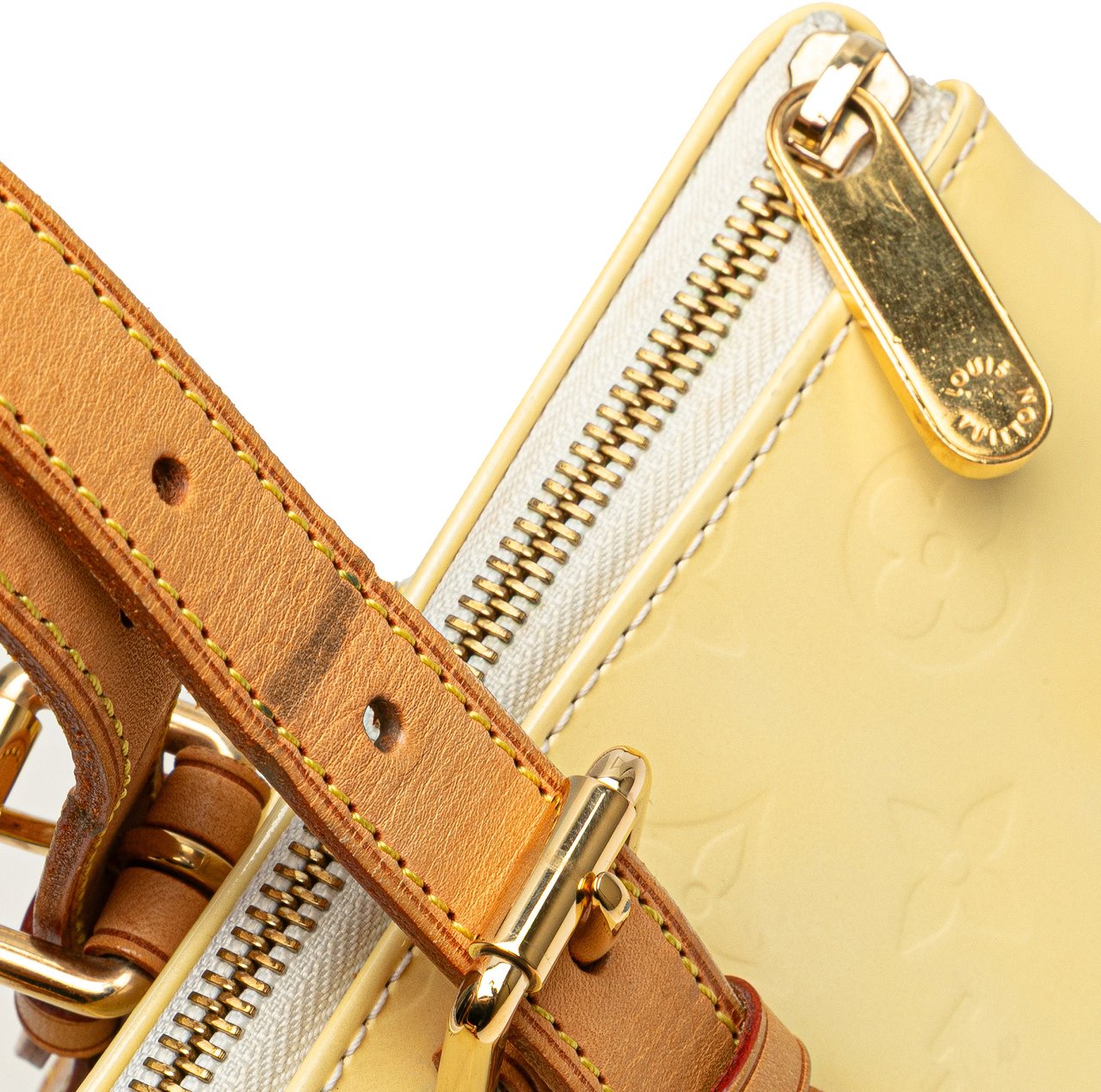 Louis Vuitton Monogram Vernis Rosewood Avenue Wit