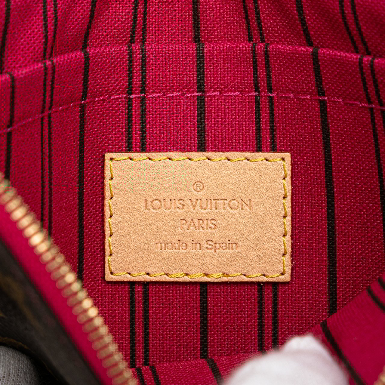 Louis Vuitton Monogram Neverfull Pouch Bruin