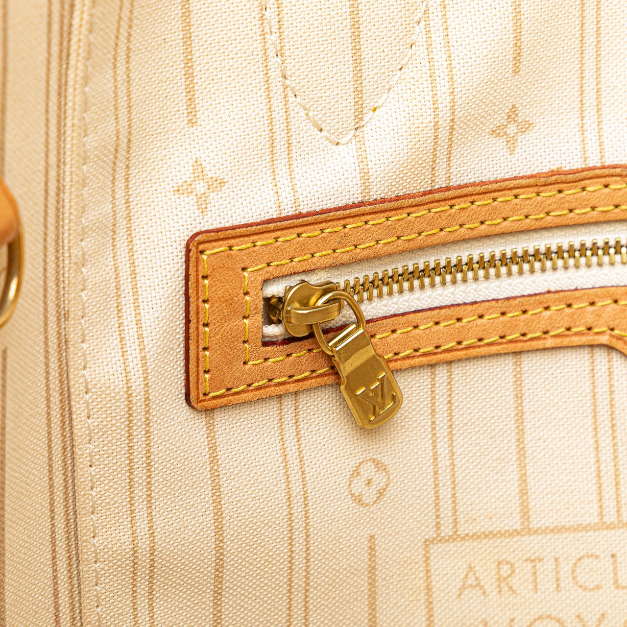 Louis Vuitton Damier Azur Neverfull MM Wit