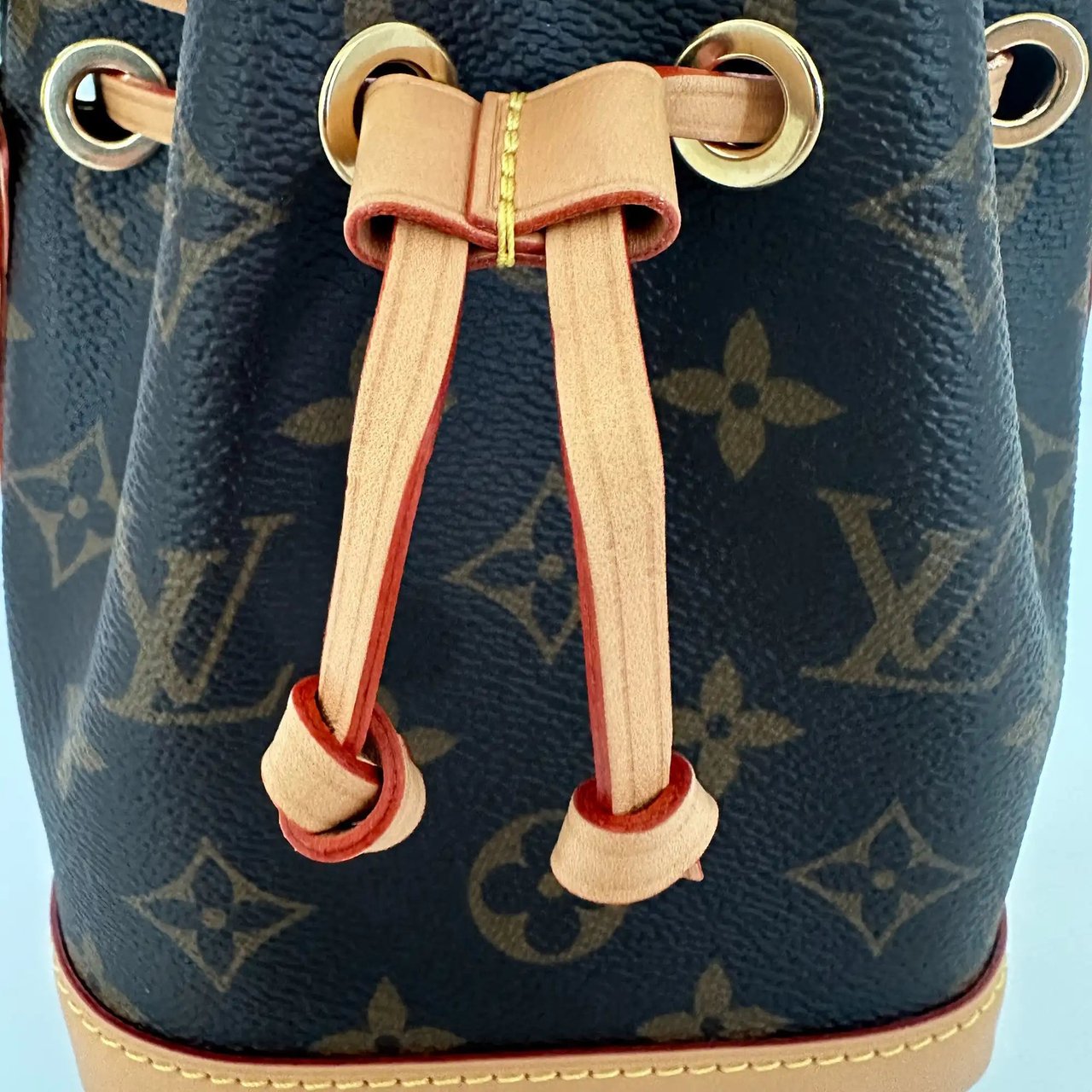 Louis Vuitton Louis Vuitton Nano Noé Monogram Canvas 2024 M81266 Fullset / mint condition Bruin