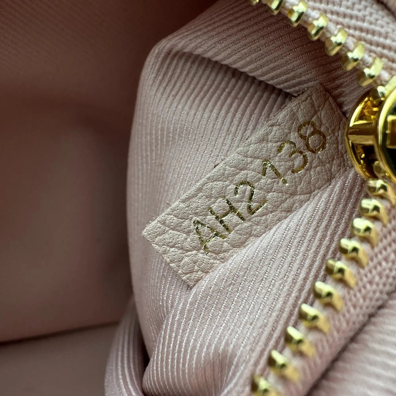 Louis Vuitton Louis Vuitton Bond Street MM Damier Ebene Canvas Magnolia N64417 / very good Bruin