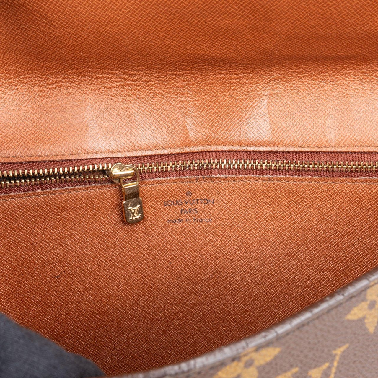 Louis Vuitton Louis Vuitton Monogram Canvas Porte Documents Laptop Clutch Bruin