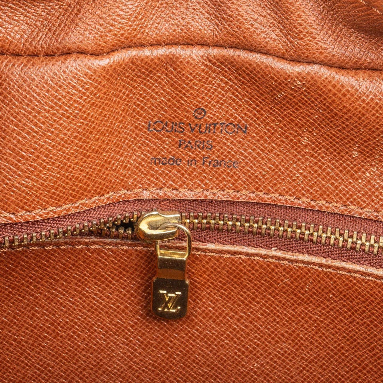 Louis Vuitton Louis Vuitton Monogram Canvas Nile Crossbody Bag Bruin