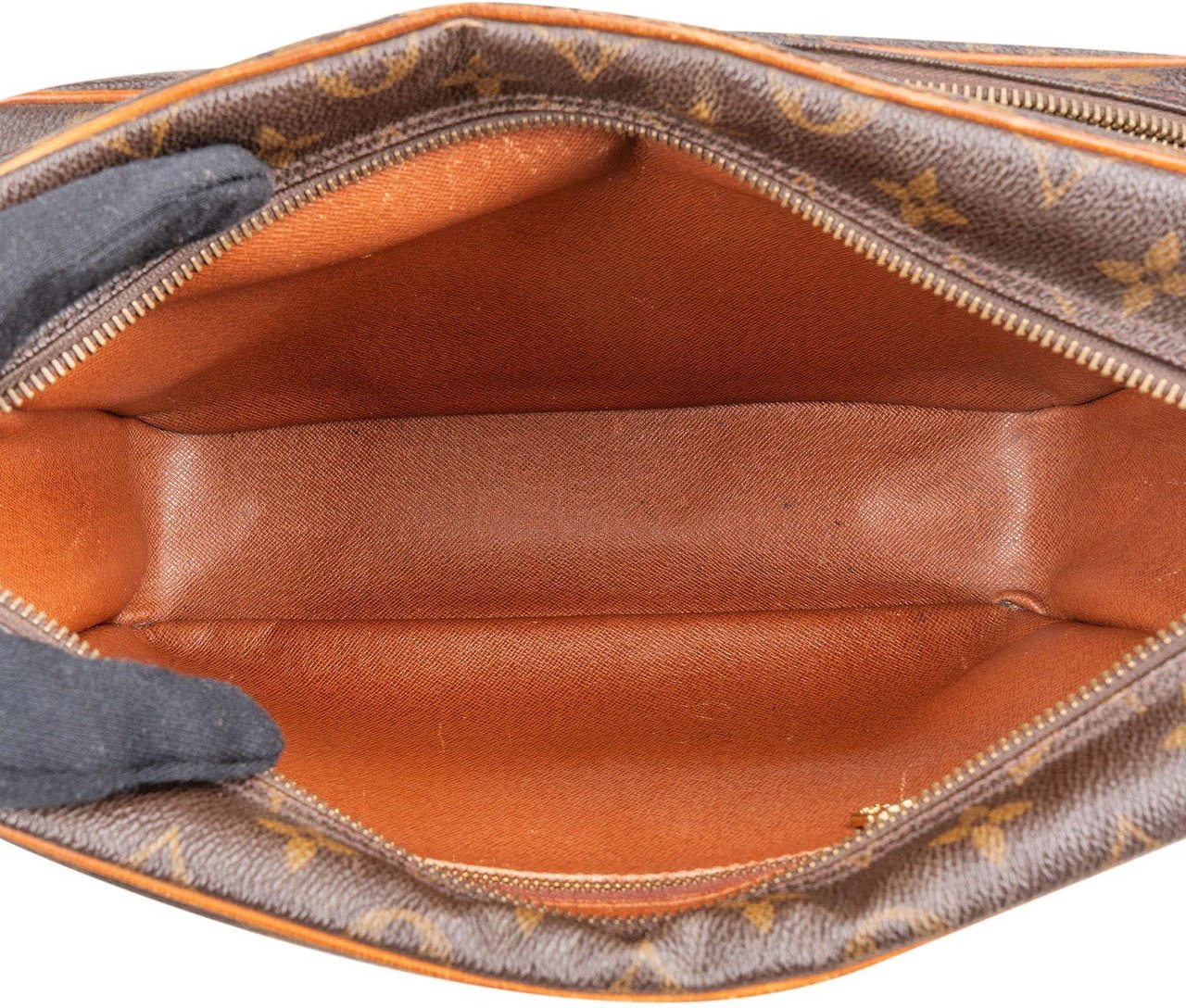 Louis Vuitton Louis Vuitton Monogram Canvas Nile Crossbody Bag Bruin