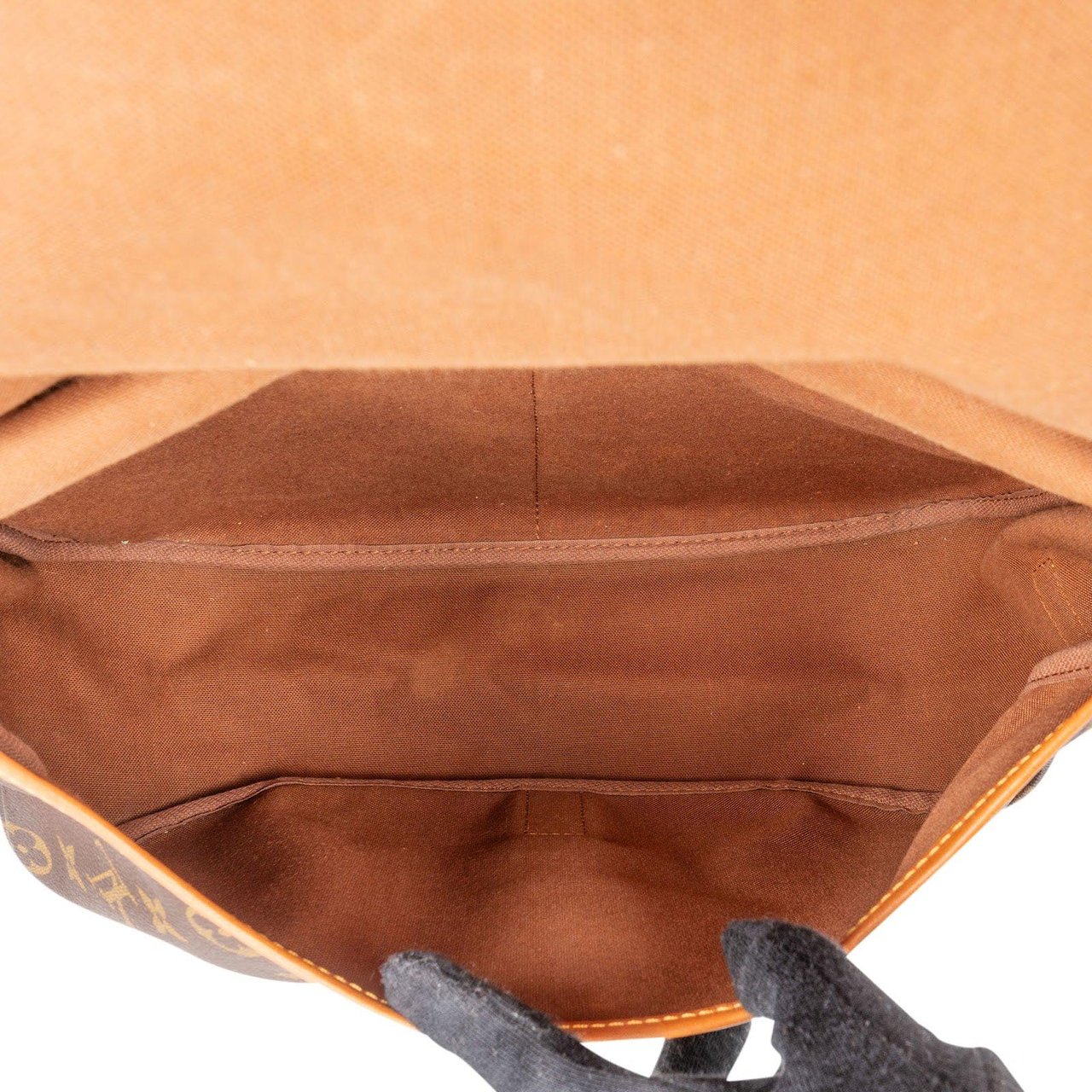 Louis Vuitton Louis Vuitton Monogram Canvas Saumur 35 Crossbody Bag Bruin