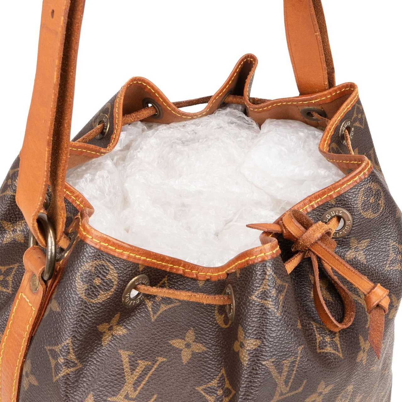 Louis Vuitton Louis Vuitton Monogram Canvas Sac Noé Grande Shoulder Bag Bruin