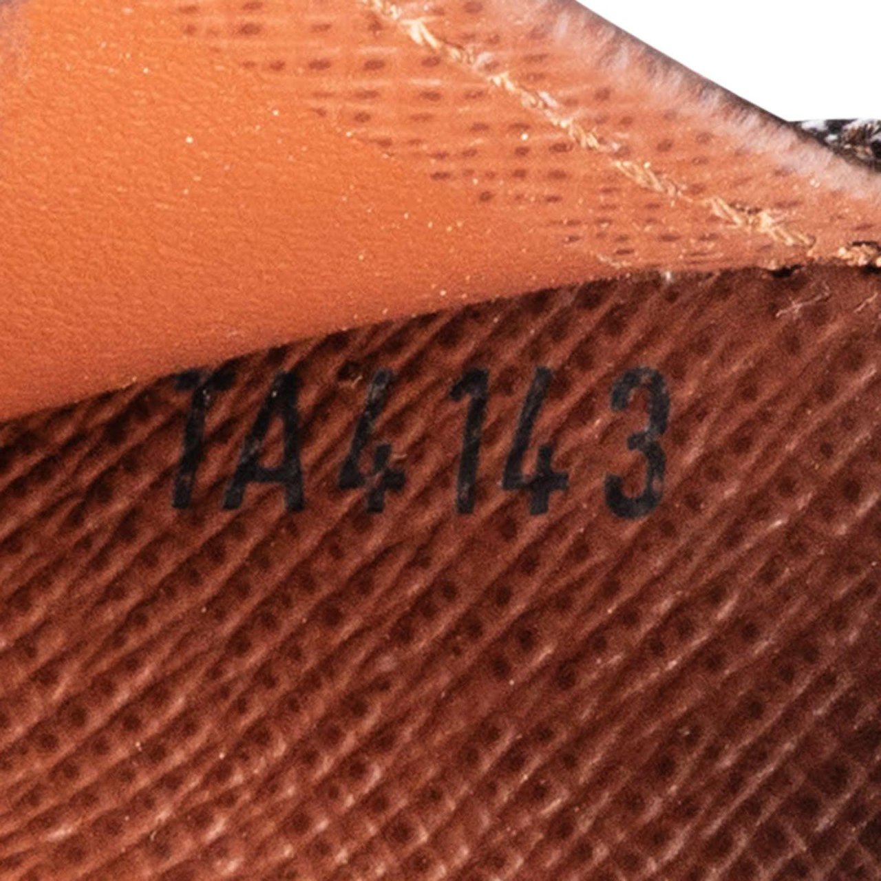 Louis Vuitton Louis Vuitton Monogram Canvas Joey Wallet Bruin