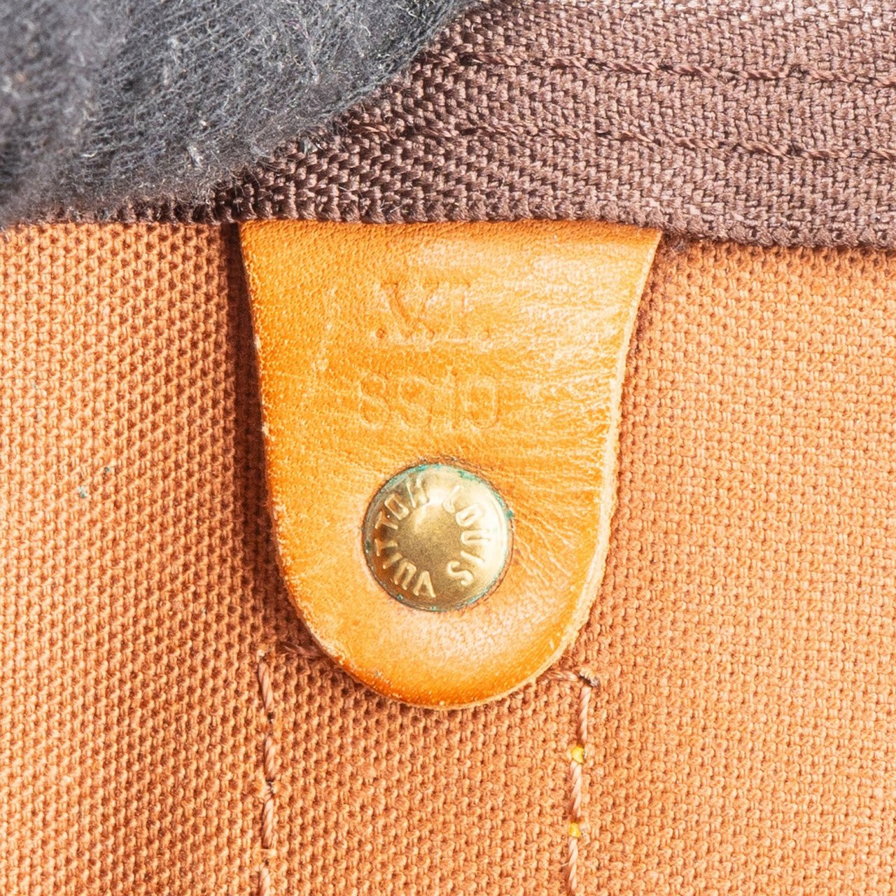 Louis Vuitton Louis Vuitton Monogram Canvas Keepall 60 Bandoulière Travel Bag Bruin