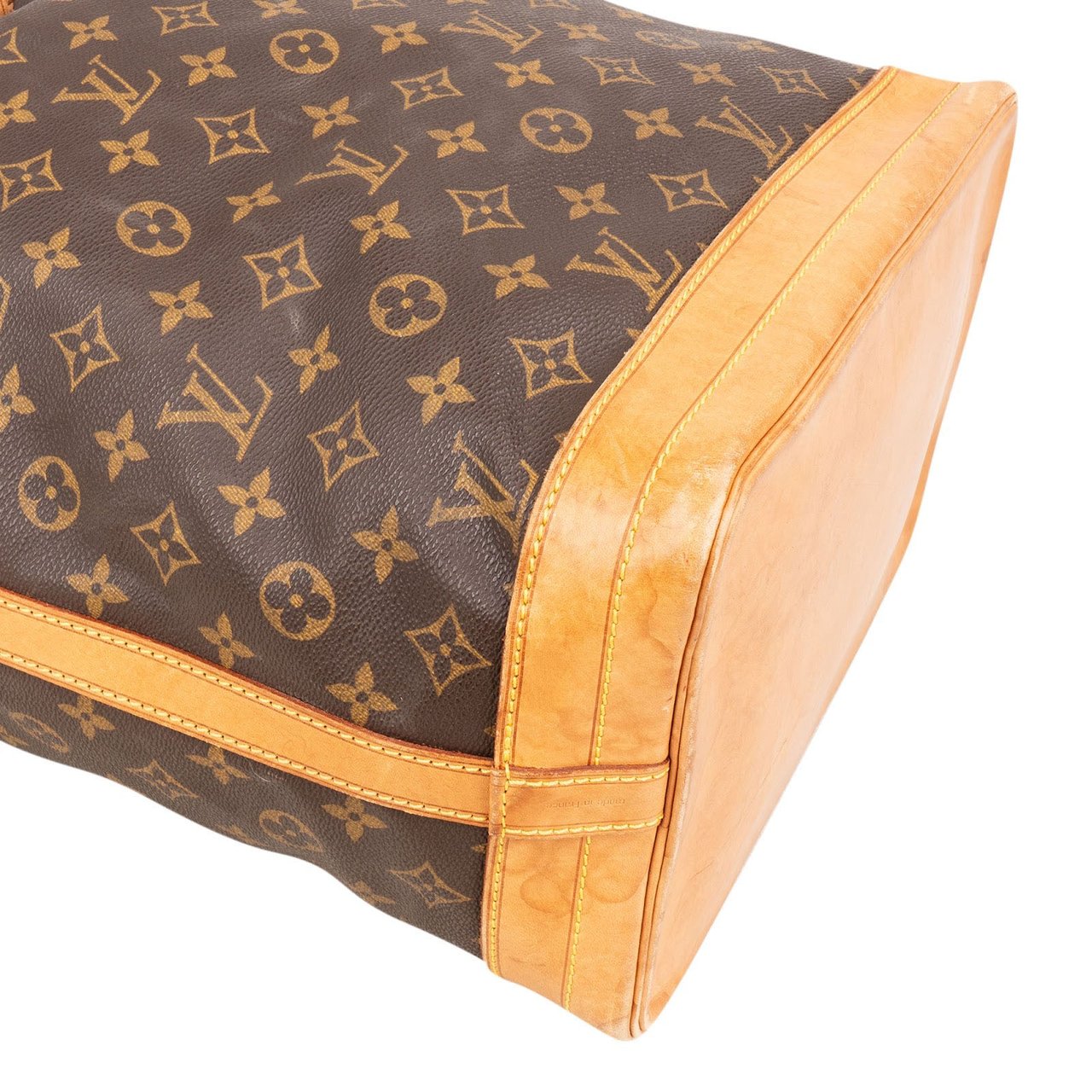 Louis Vuitton Louis Vuitton Monogram Canvas Sac Noé Grande Shoulder Bag Bruin