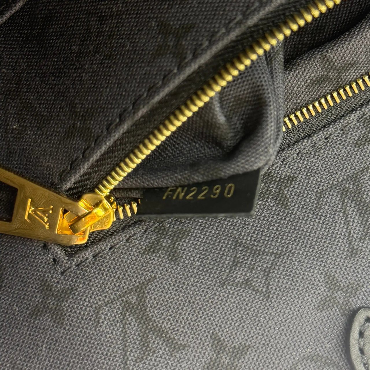 Louis Vuitton Louis Vuitton Monogram Giant Crafty Onthego GM M45358 Rot / sehr gut Rood