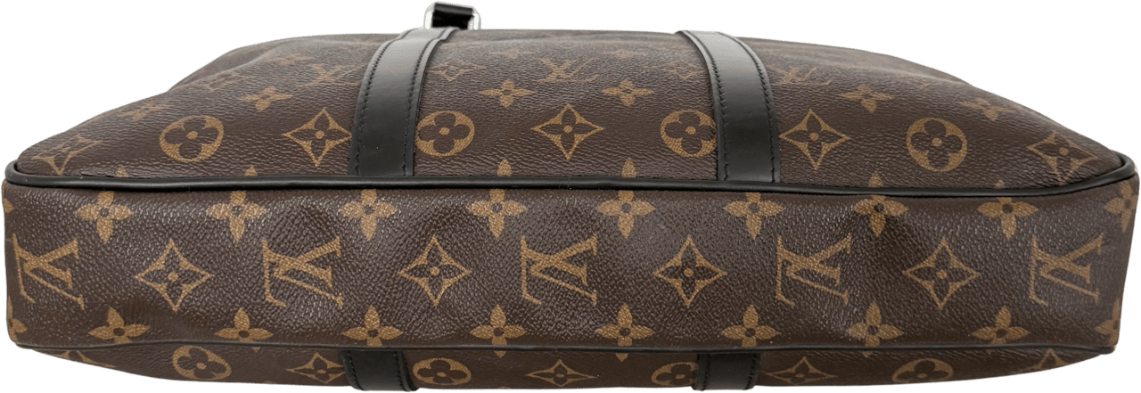 Louis Vuitton Louis Vuitton Porte Documents Voyage PM M52005 Braun / gut Bruin