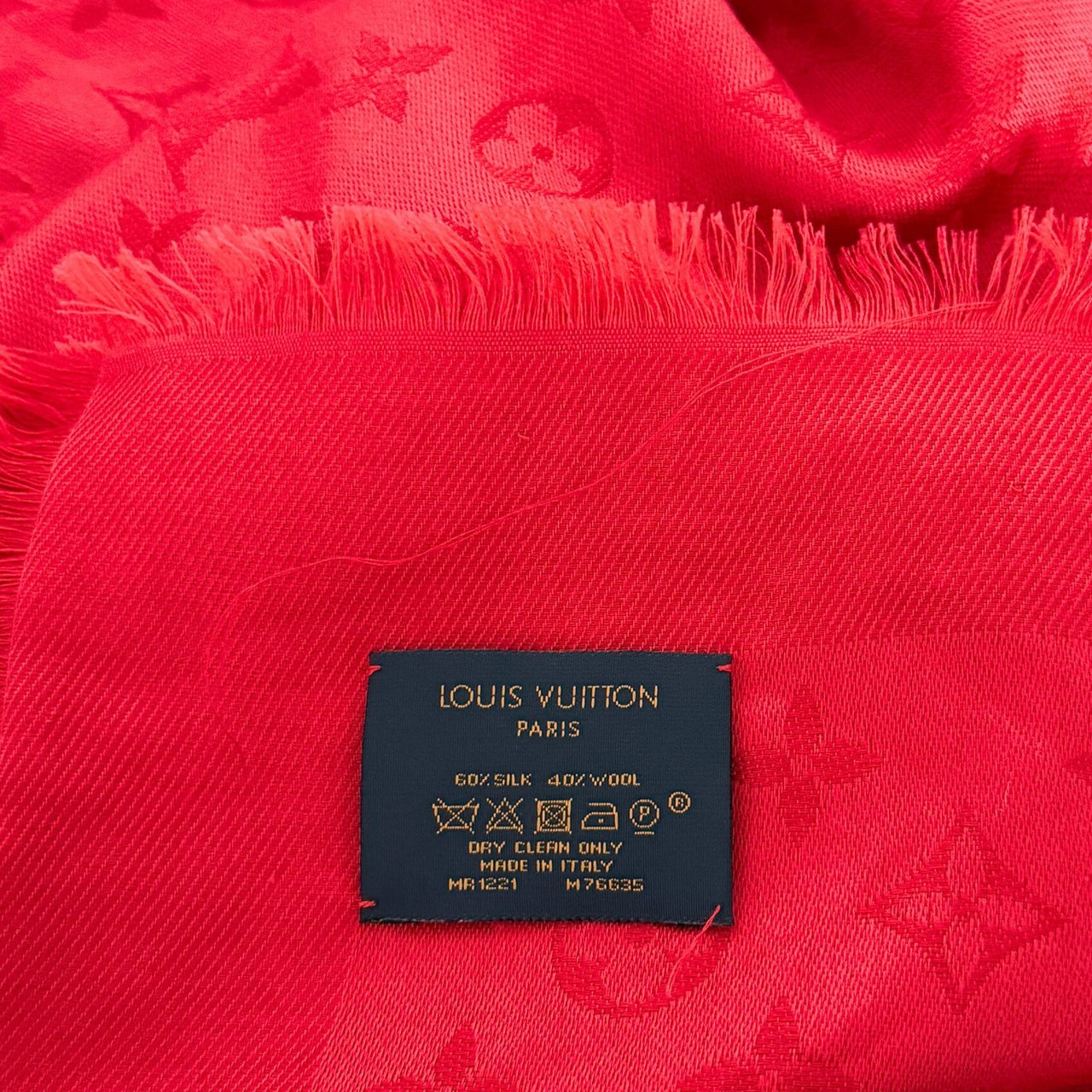 Louis Vuitton Louis Vuitton Monogram Classic Tuch Rot  / sehr gut Rood