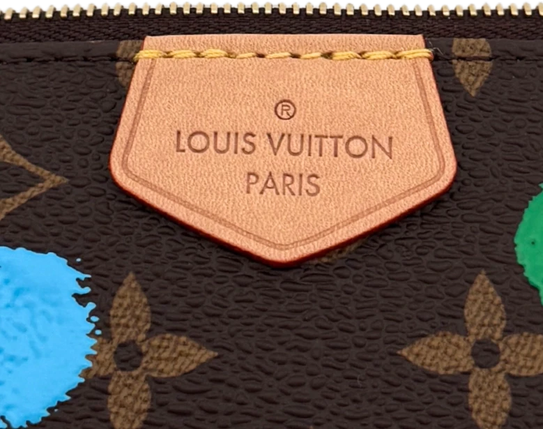 Louis Vuitton Louis Vuitton x Yayoi Kusama Multi Pochette Accessoires Monogram Multicolor / neuwertig Divers