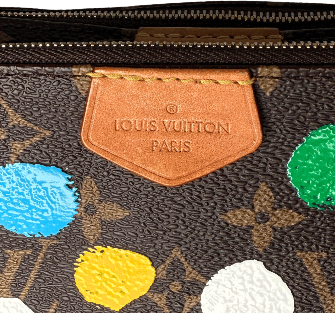 Louis Vuitton Louis Vuitton x Yayoi Kusama Multi Pochette Accessoires Monogram Multicolor M46385 / sehr gut Divers