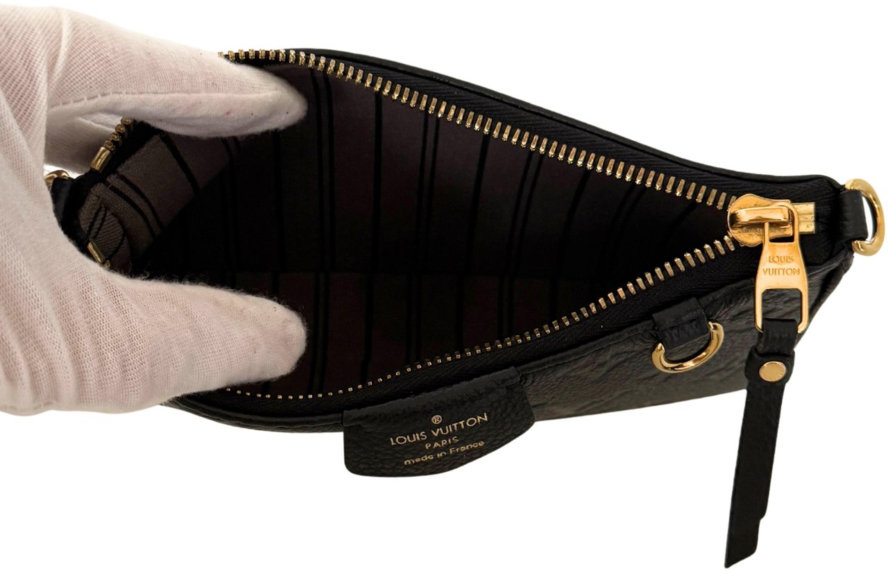 Louis Vuitton Louis Vuitton Easy Pouch On Strap Empreinte Leder schwarz Fullset / sehr gut Zwart