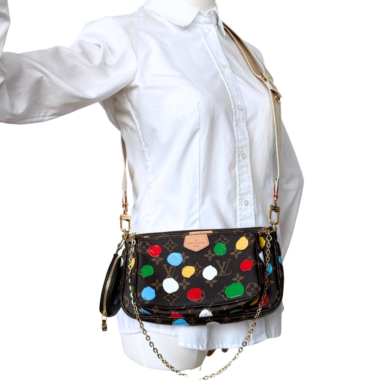 Louis Vuitton Louis Vuitton x Yayoi Kusama Multi Pochette Accessoires Monogram Dots Bunt / neuwertig Bruin