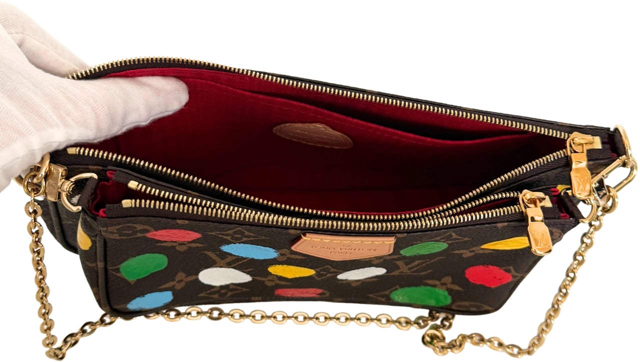 Louis Vuitton Louis Vuitton x Yayoi Kusama Multi Pochette Accessoires Monogram Dots Bunt / neuwertig Bruin