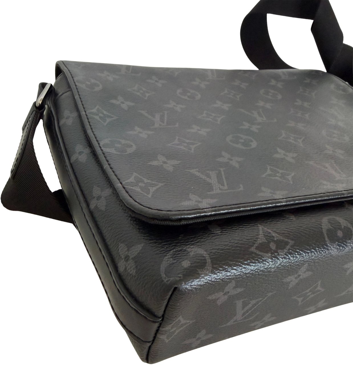 Louis Vuitton Louis Vuitton District PM Messenger Bag Monogram Eclipse / sehr gut Zwart