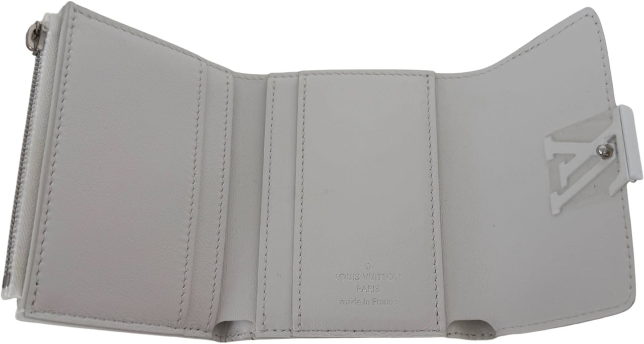 Louis Vuitton Louis Vuitton Capucines XS Geldbörse Off White / neuwertig Wit