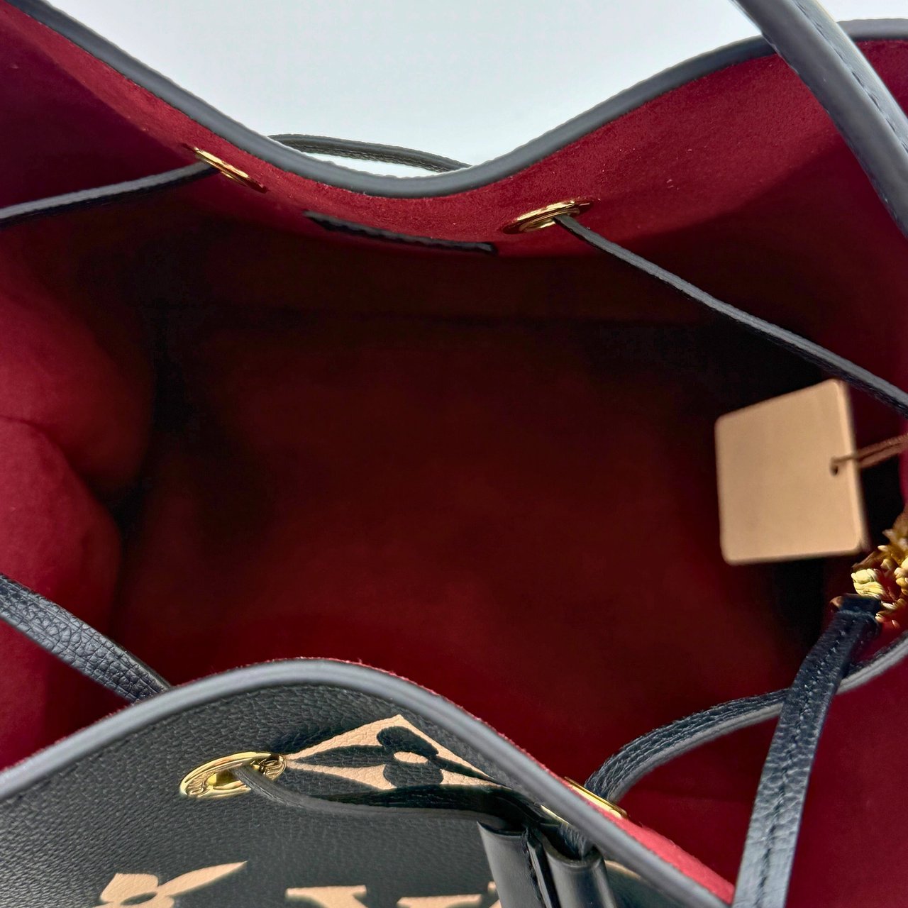 Louis Vuitton Louis Vuitton NéoNoé MM Monogram Empreinte Bicolor M45497 Fullset / neuwertig Zwart