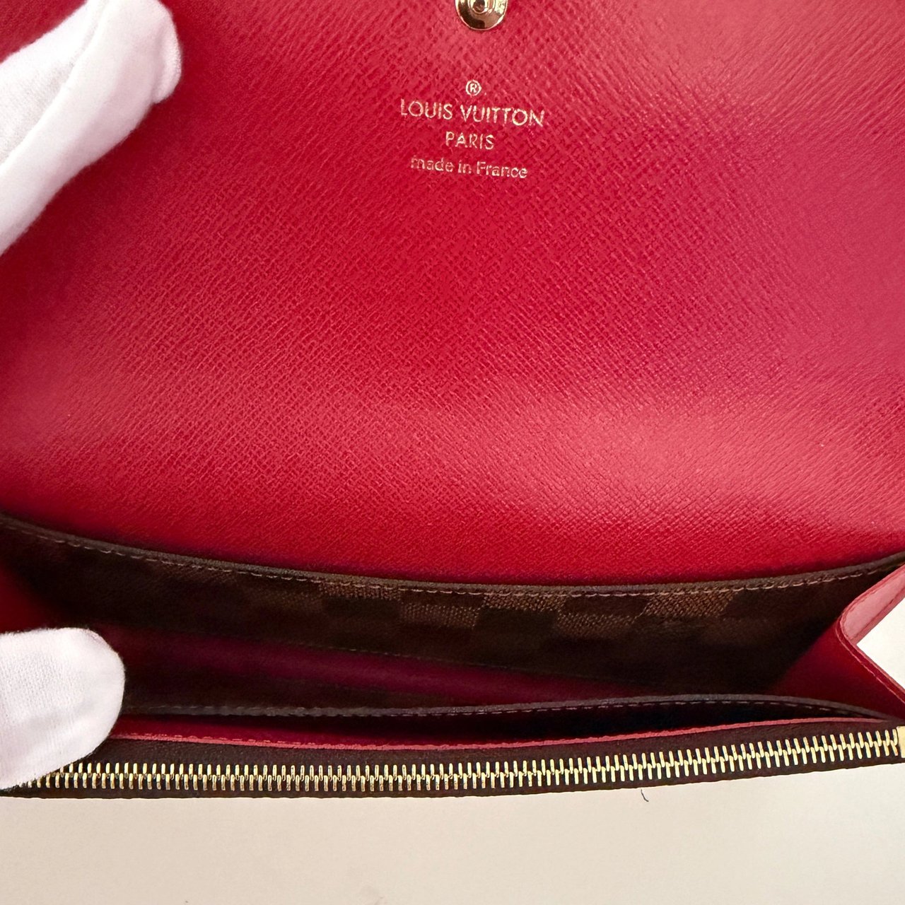 Louis Vuitton Emilie Wallet Monogram Canvas Bruin