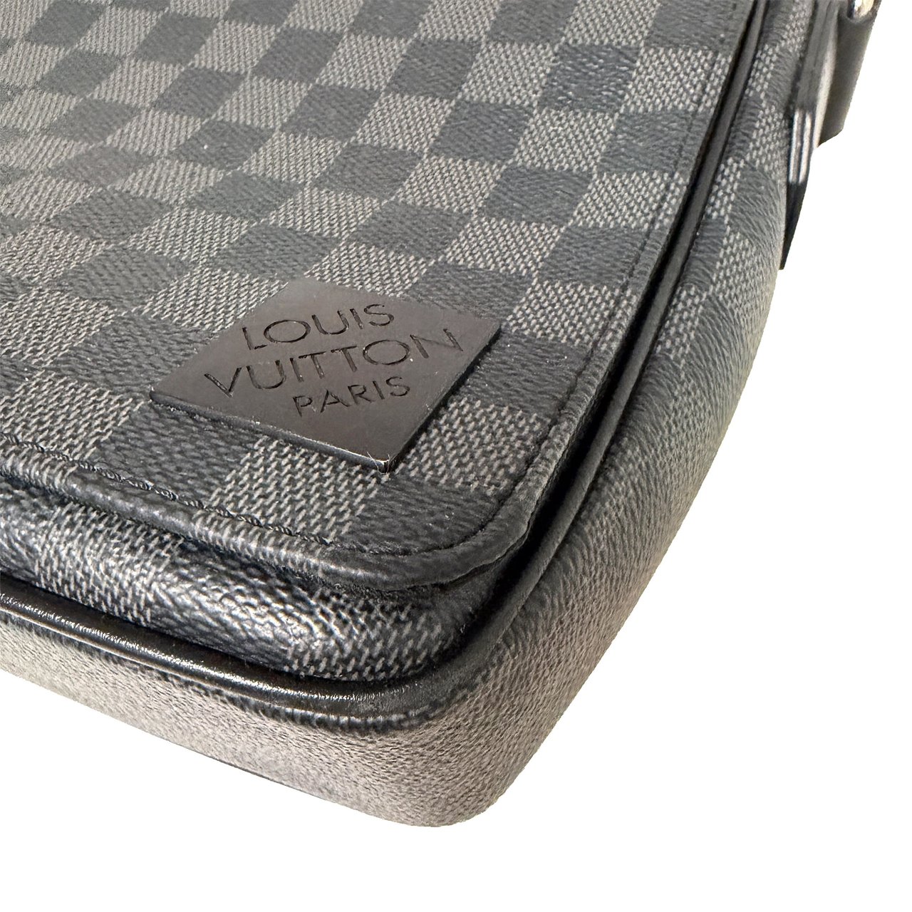 Louis Vuitton Louis VuittonDistrict PM Messenger Bag Grey N42710 / Very Good Grijs