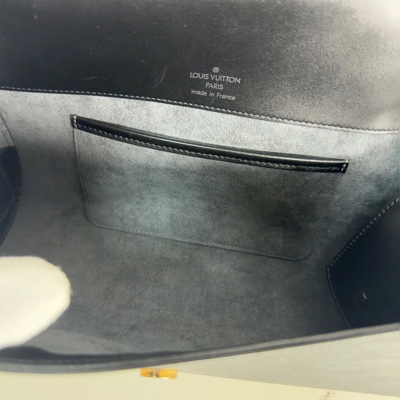 Louis Vuitton Epi Nocturne PM Schultertasche schwarz / neuwertig Zwart