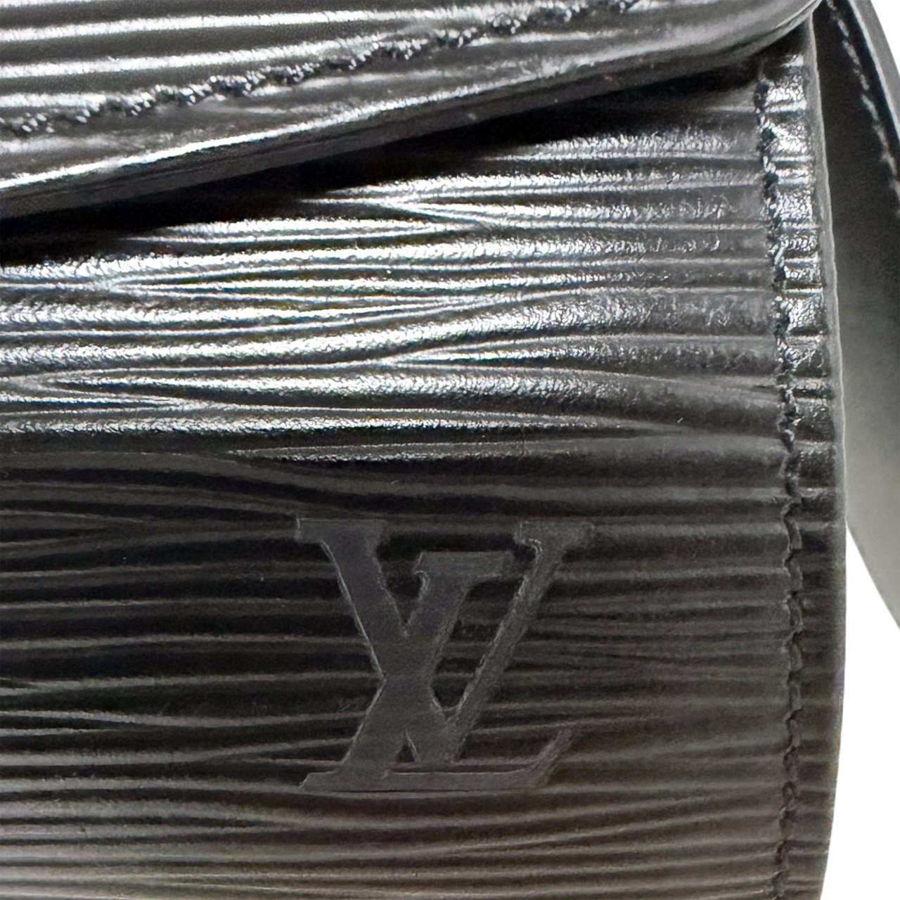 Louis Vuitton Epi Nocturne PM Schultertasche schwarz / neuwertig Zwart