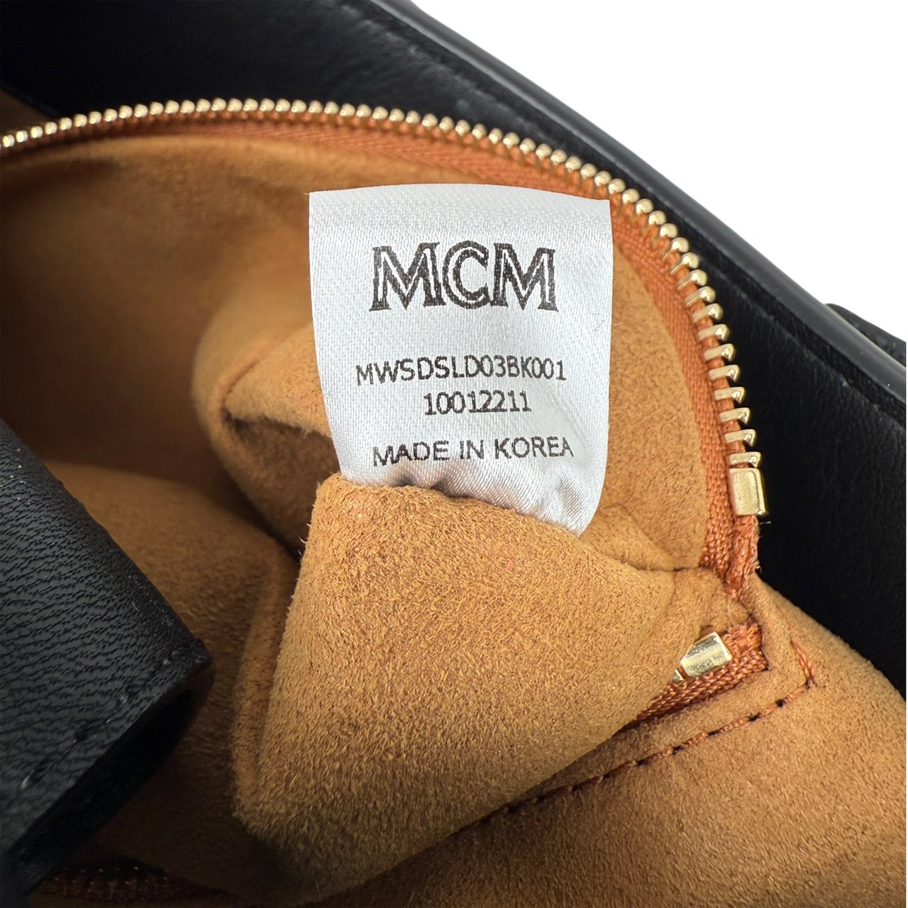 Louis Vuitton MCM Mode Travia mittelgroße Schultertasche Leder schwarz / neuwertig Zwart