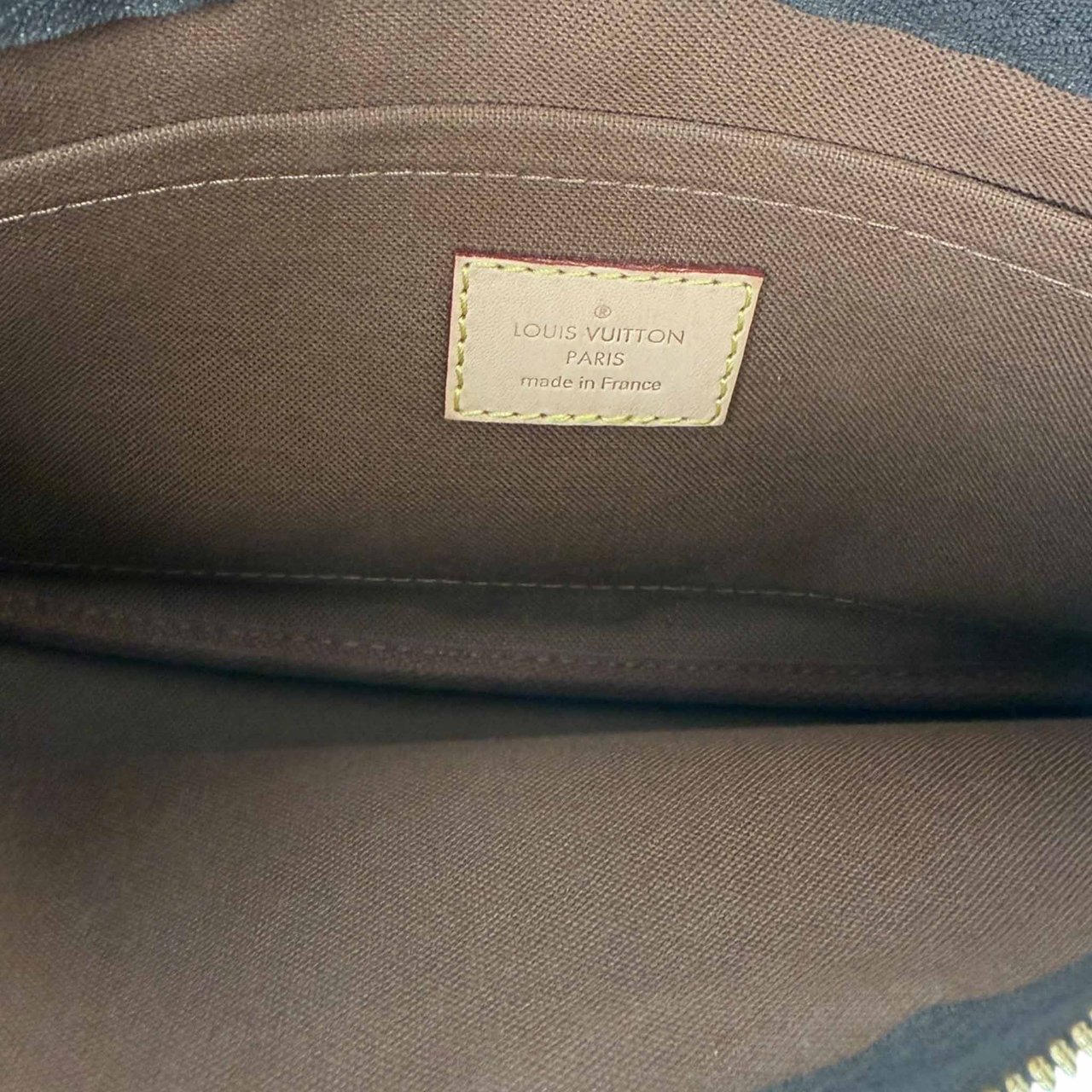 Louis Vuitton Multi Pochette Accessoires Monogram Canvas Khaki M44813 Bruin