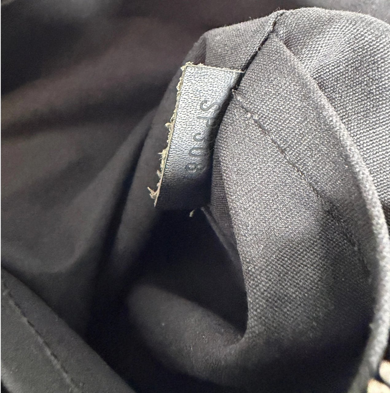 Louis Vuitton Speedy 30 Epi Leder schwarz Zwart