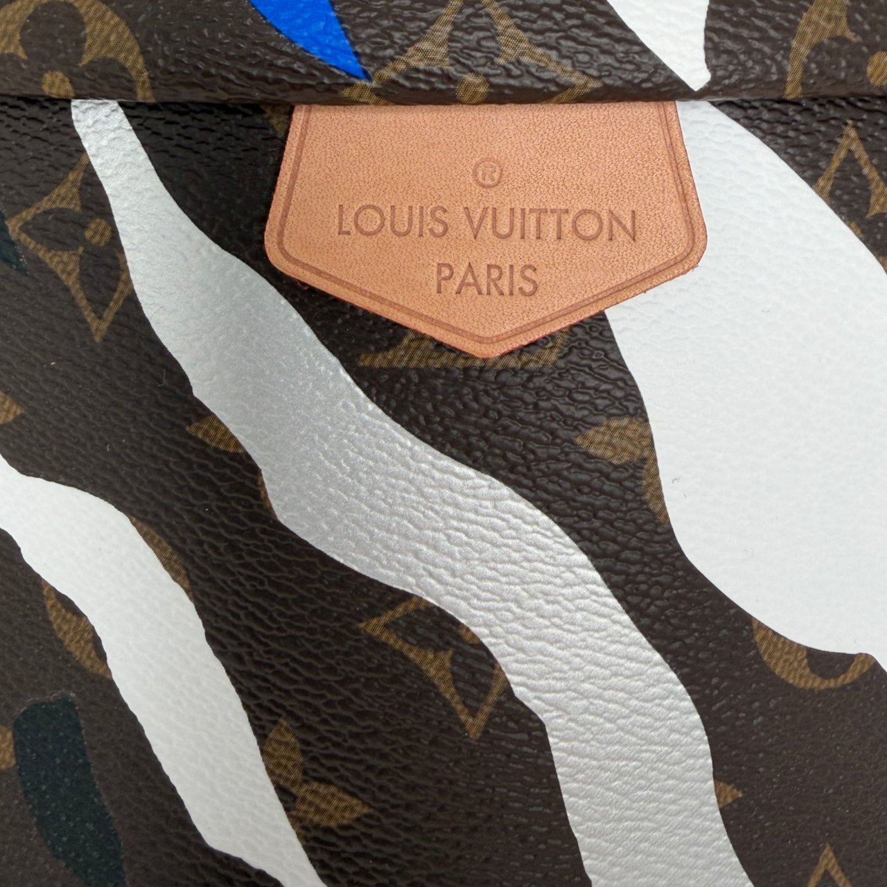 Louis Vuitton x League of Legends Bumbag blau M45106 Blauw