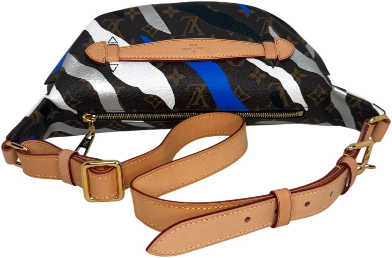 Louis Vuitton x League of Legends Bumbag blau M45106 Blauw
