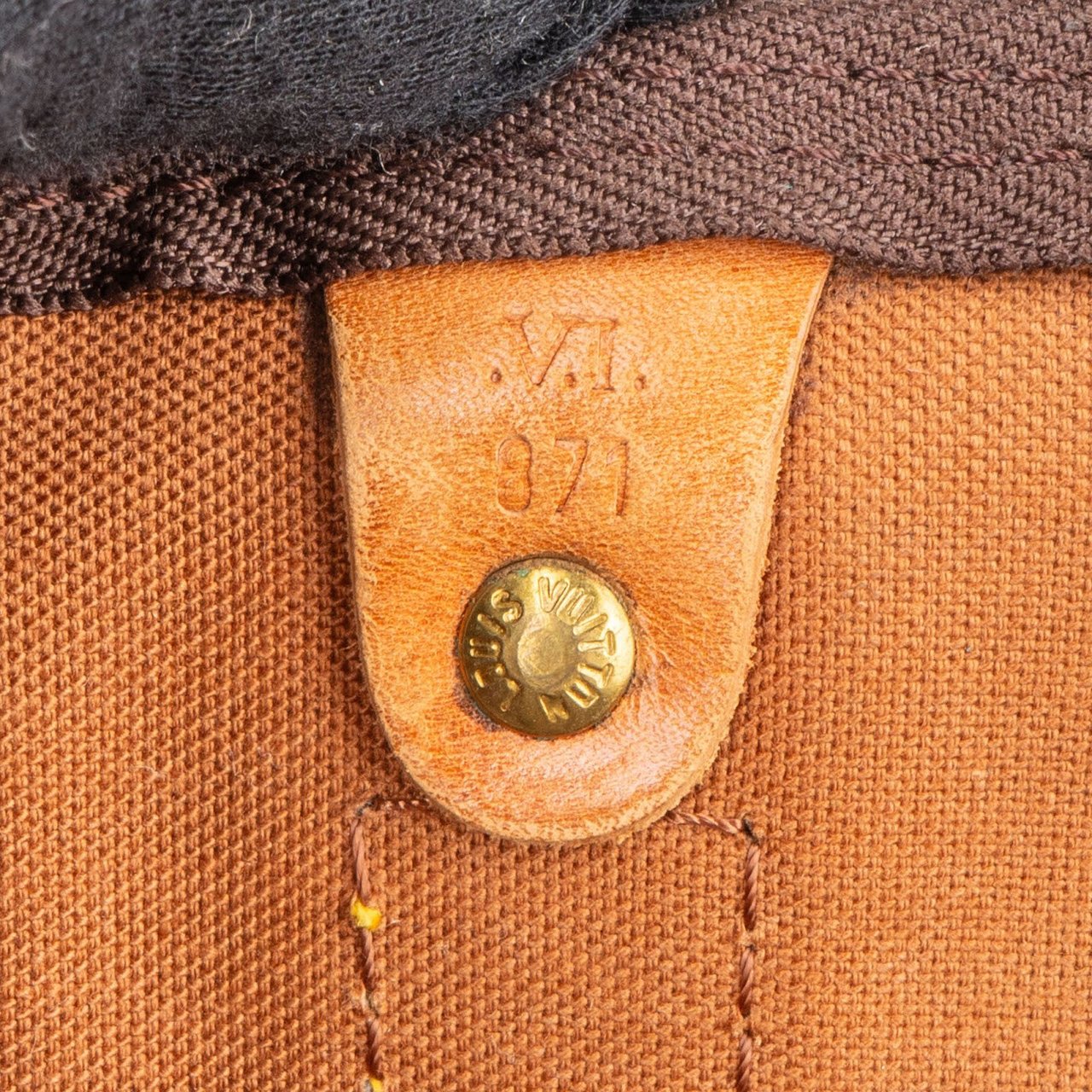 Louis Vuitton Louis Vuitton Monogram Canvas Keepall 50 Bandoulière Travel Bag Bruin