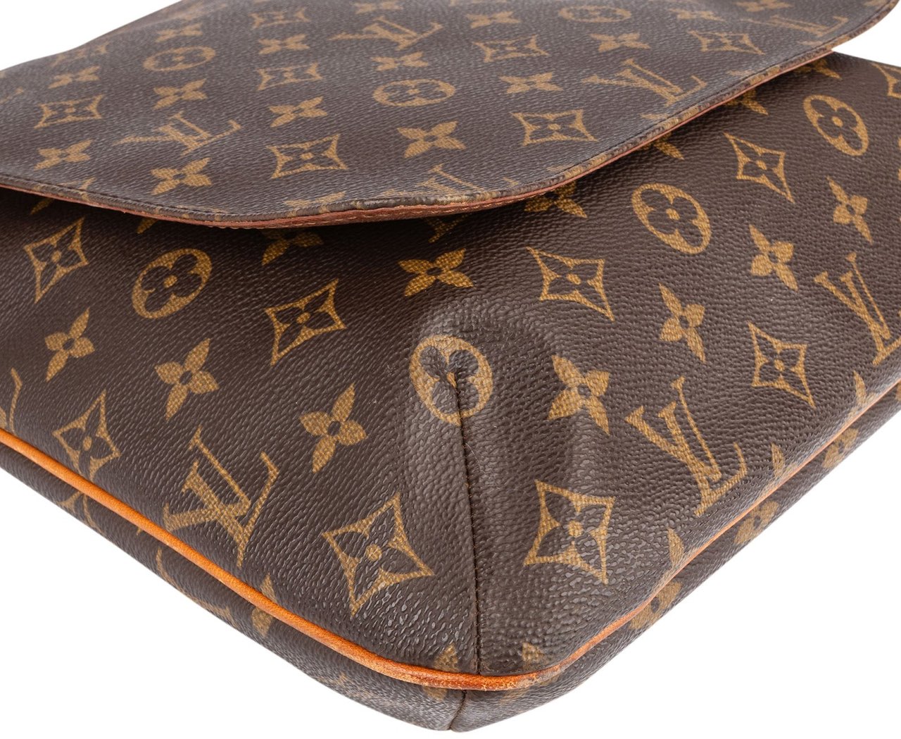 Louis Vuitton Louis Vuitton Monogram Canvas Musette Salsa GM Shoulder Bag Bruin
