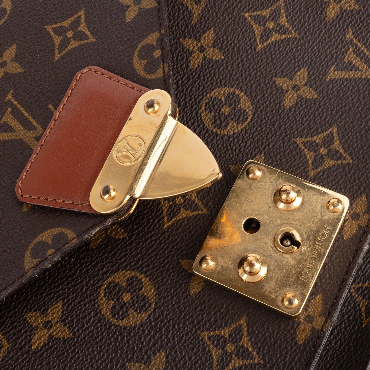 Louis Vuitton Louis Vuitton Monogram Canvas Monceau Handbag Bruin