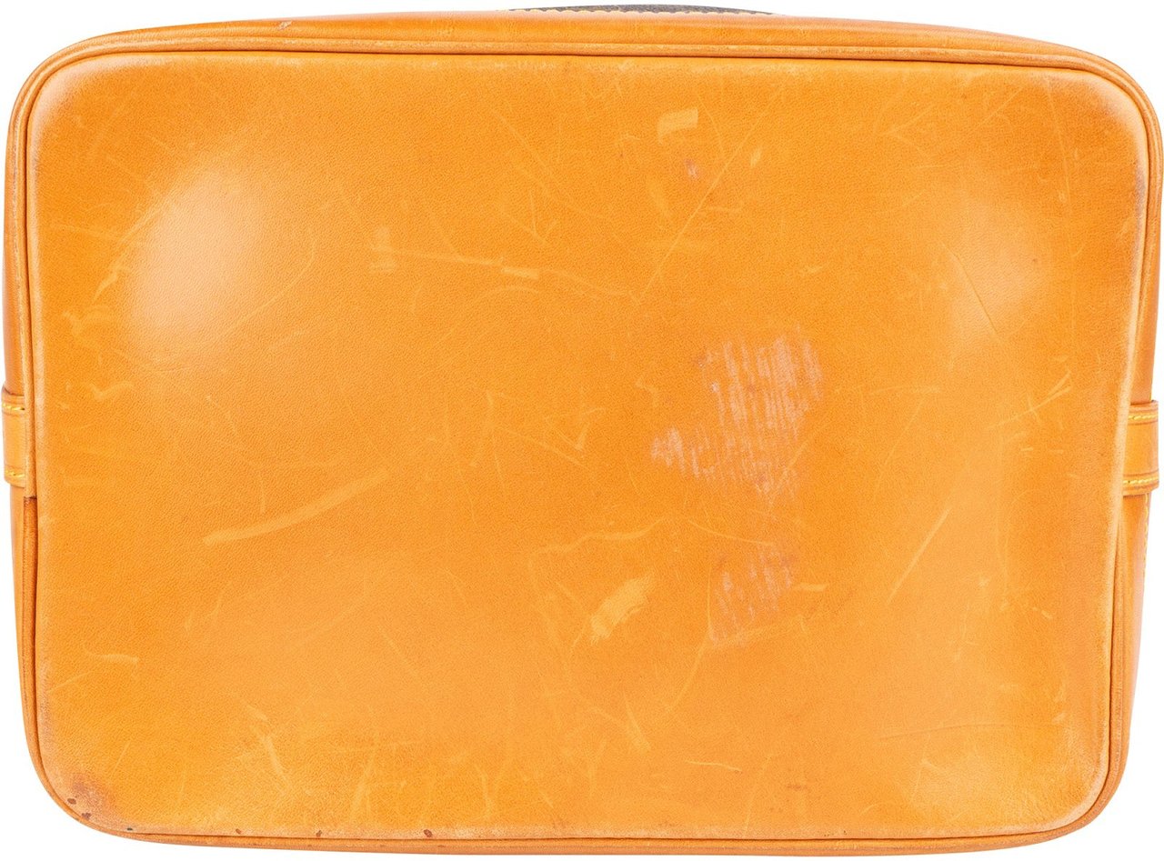 Louis Vuitton Louis Vuitton Monogram Canvas Sac Noé Grande Shoulder Bag Bruin