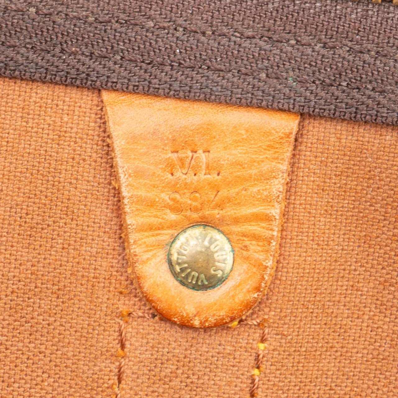 Louis Vuitton Louis Vuitton Monogram Canvas Keepall 50 Bandoulière Travel Bag Bruin