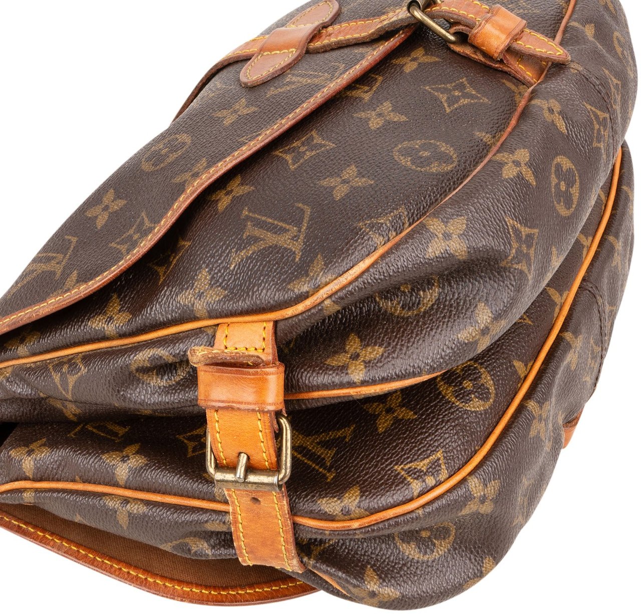 Louis Vuitton Louis Vuitton Monogram Canvas Saumur 30 Crossbody Bag Bruin