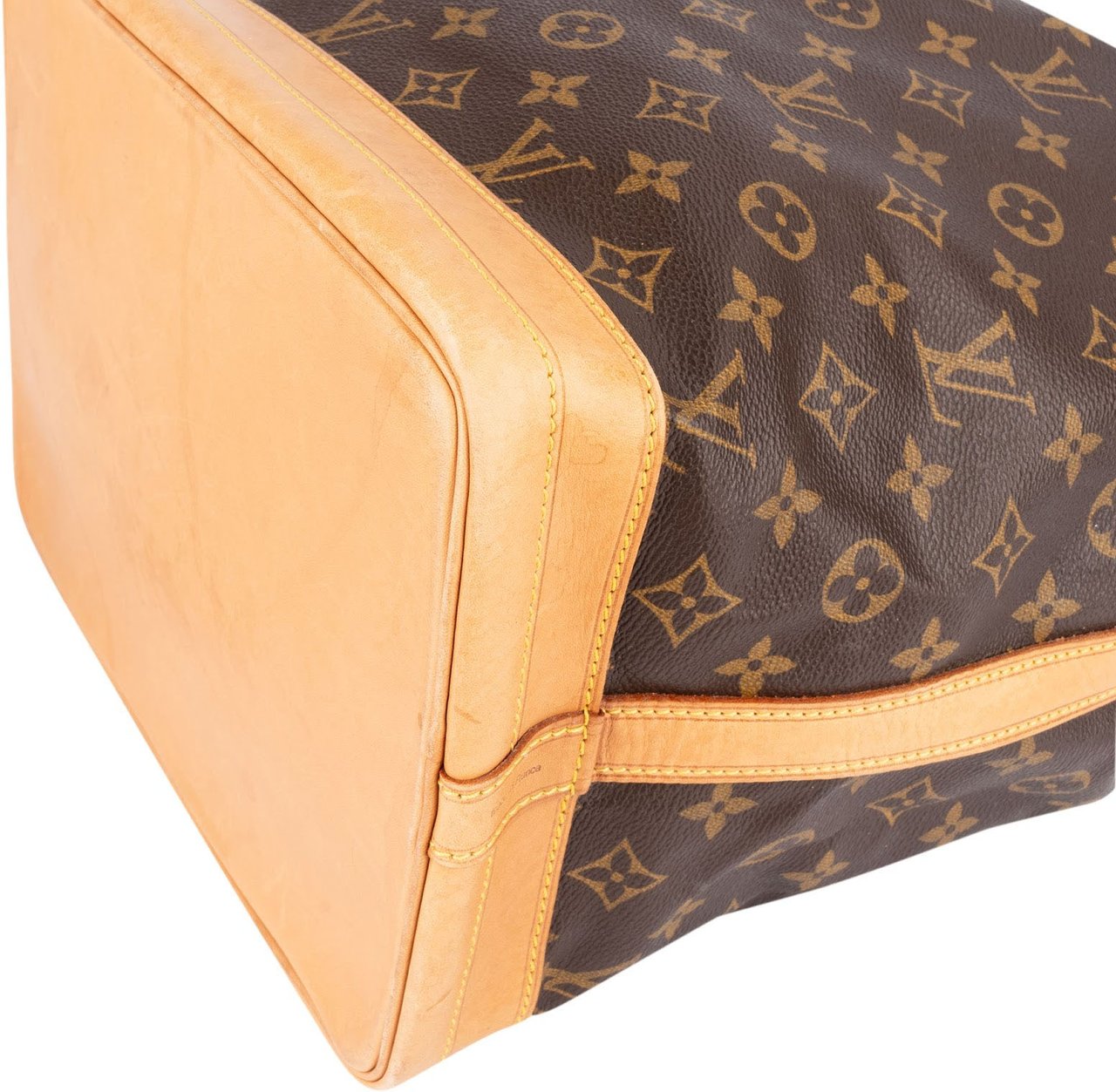 Louis Vuitton Louis Vuitton Monogram Canvas Sac Noé Grande Shoulder Bag Bruin