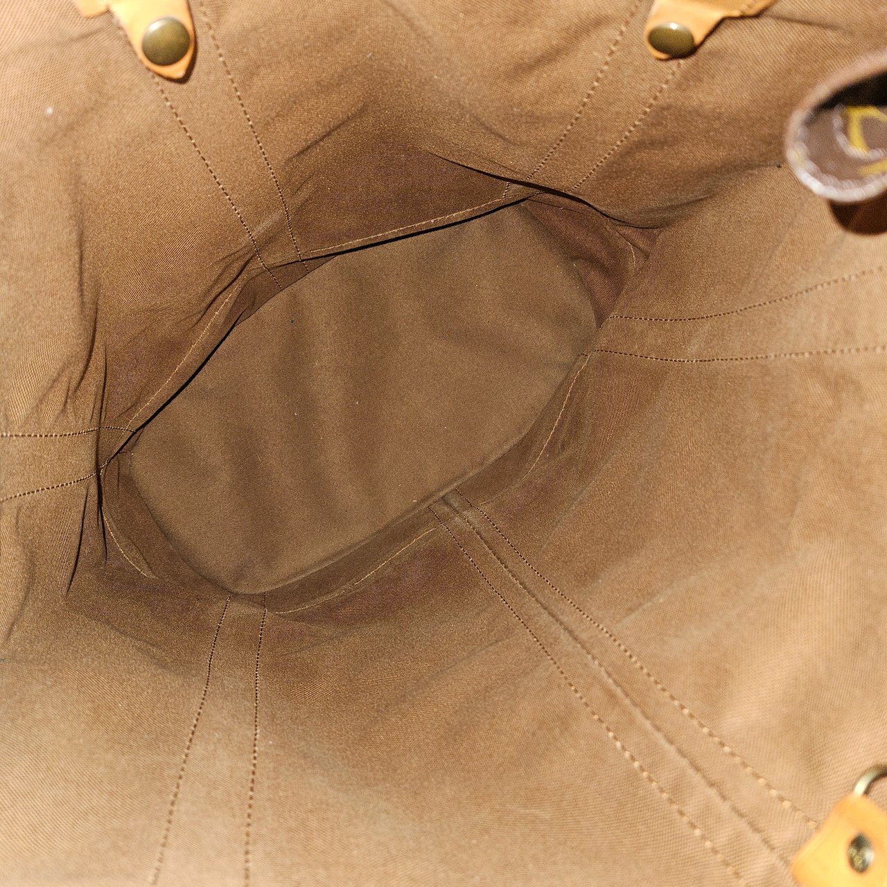 Louis Vuitton Monogram Canvas Randonnee GM Shoulder Bag Bruin