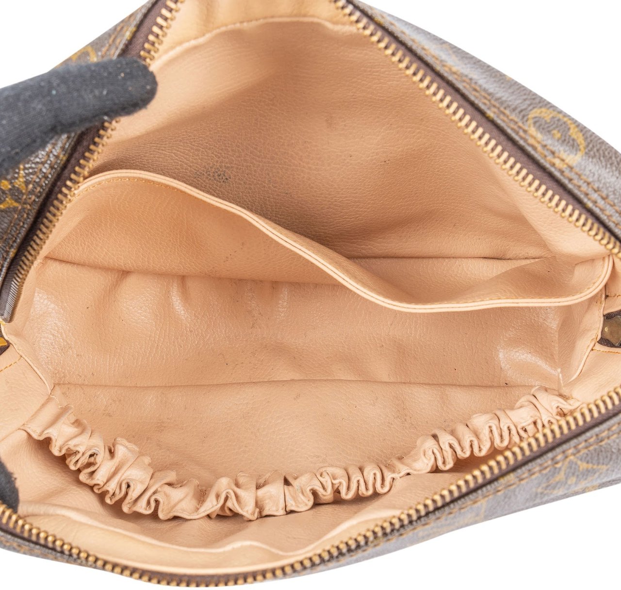 Louis Vuitton Monogram Canvas Trousse Toilette 28 Clutch Bruin