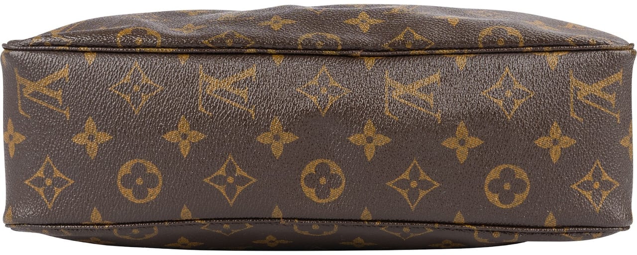 Louis Vuitton Monogram Canvas Trousse Toilette 28 Clutch Bruin