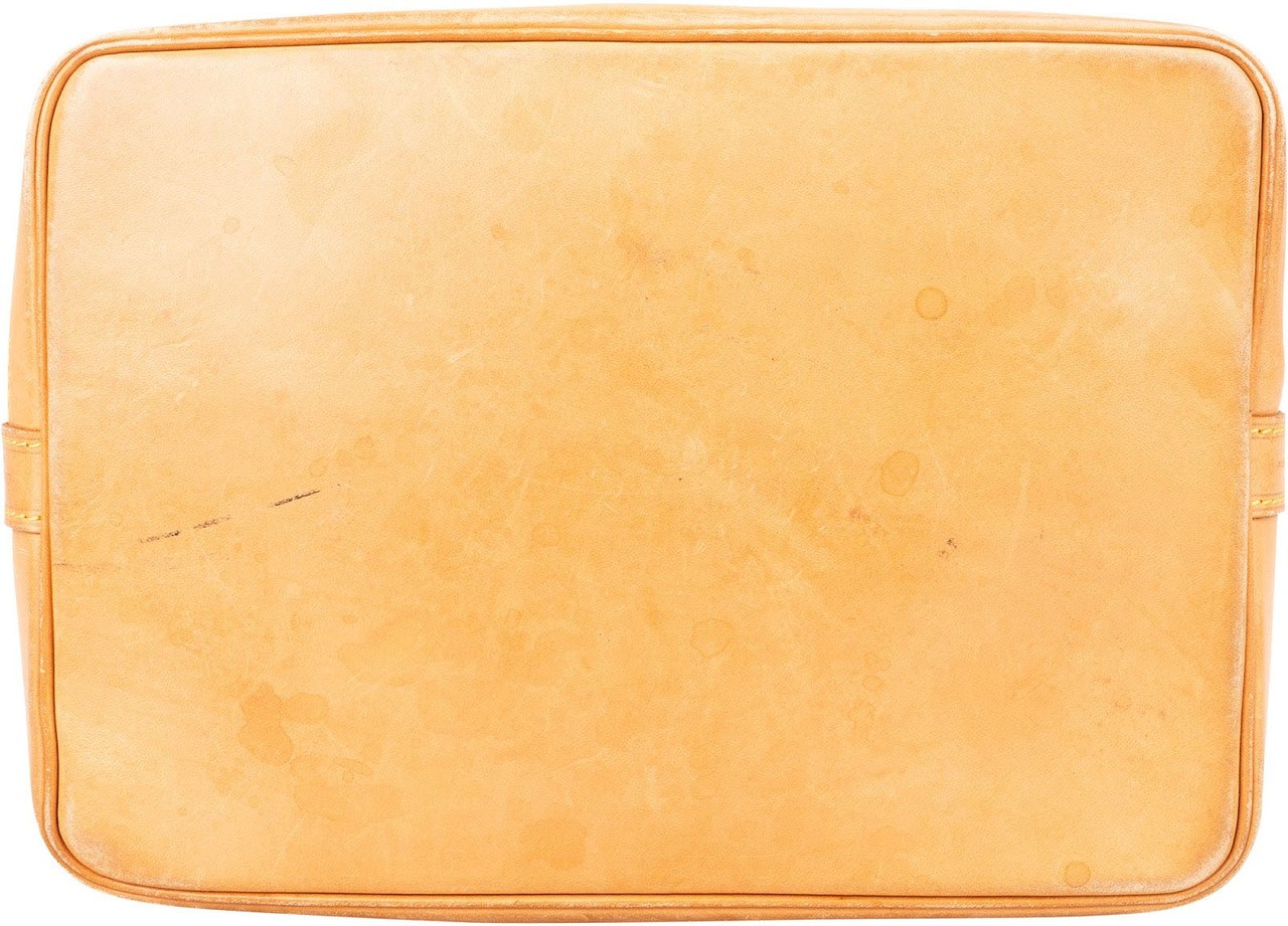 Louis Vuitton Louis Vuitton Monogram Canvas Sac Noé Grande Shoulder Bag Bruin