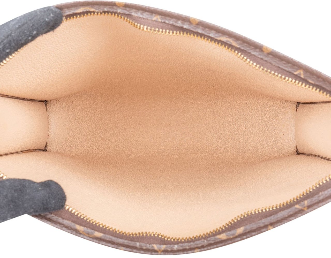 Louis Vuitton Louis Vuitton Monogram Canvas Toilette 26 Clutch Bruin