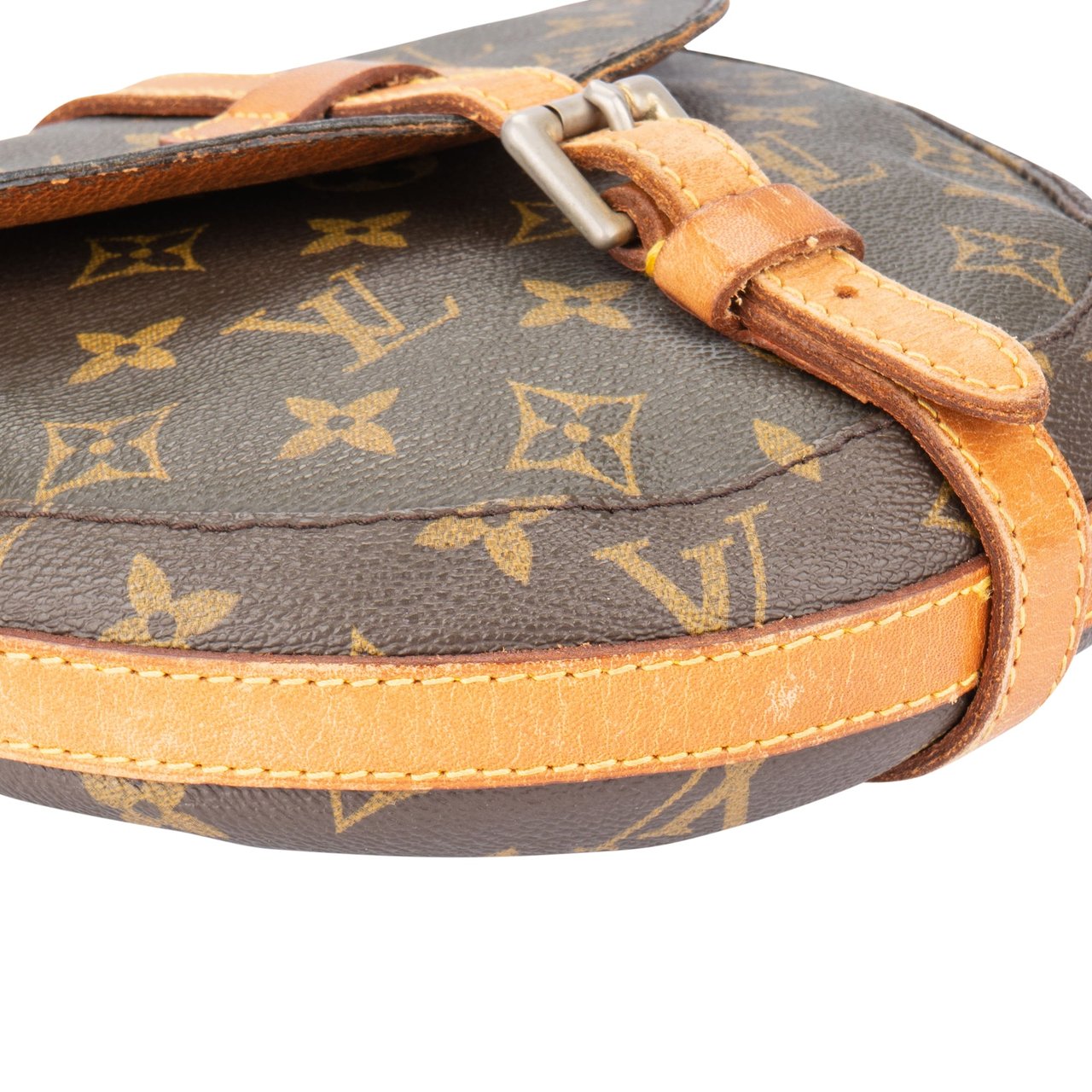 Louis Vuitton Louis Vuitton Canvas Monogram Chantilly PM Crossbody Bag Divers
