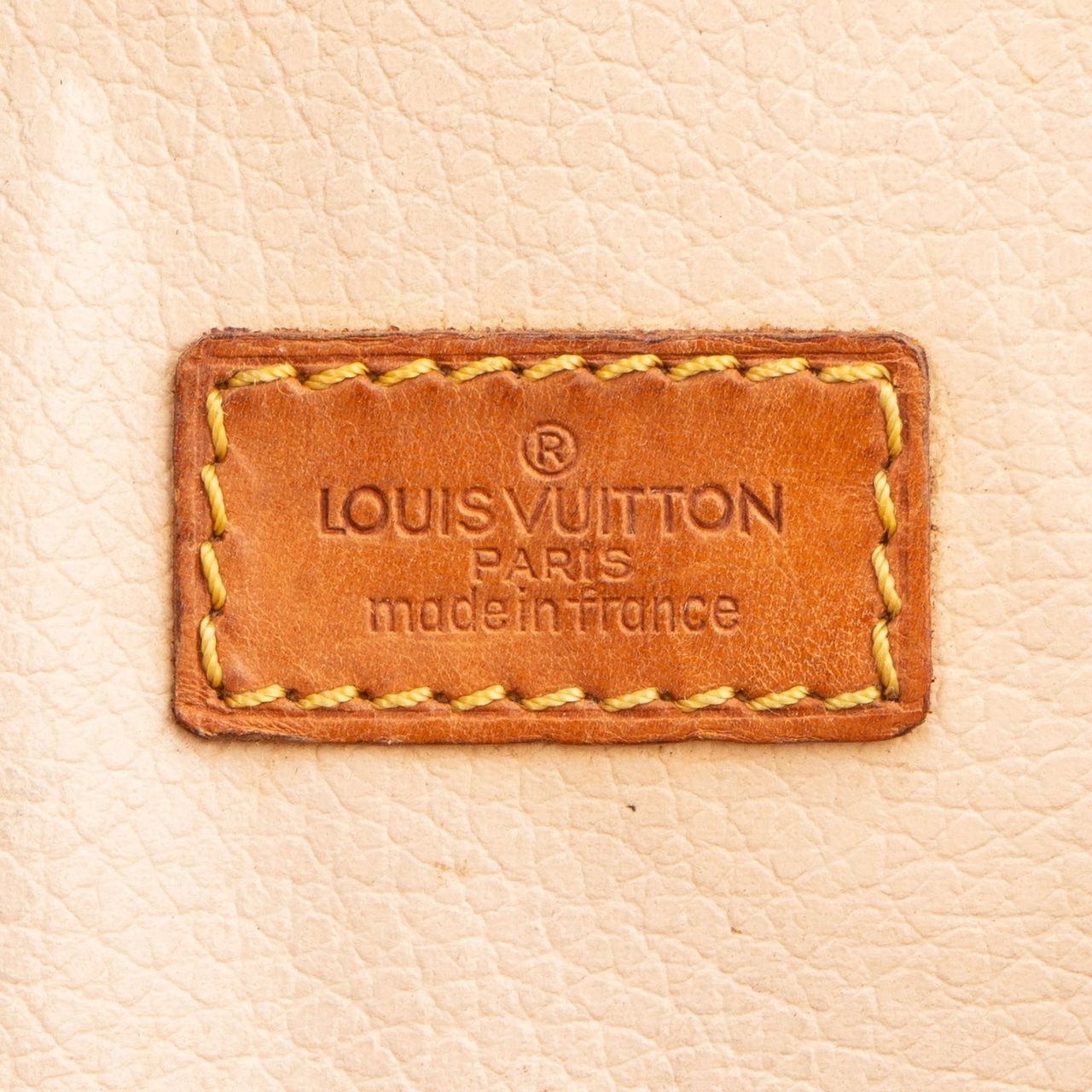 Louis Vuitton Louis Vuitton Canvas Monogram Sac Plat Handbag Divers