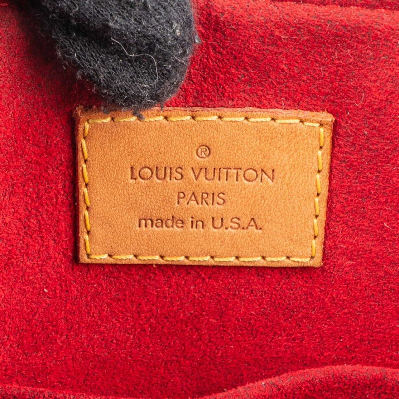 Louis Vuitton Monogram Canvas Coussin GM Shoulder Bag Bruin